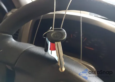 2006 Chevrolet Colorado Work Truck from USA, damaged, VIN 1GCDT198768142847